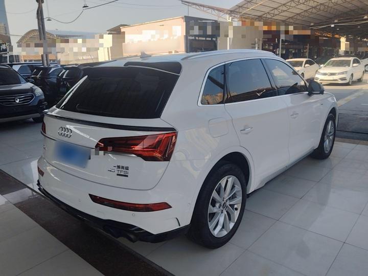 Q5L 2022 Facelift 40T Luxury Dynamic photo 4