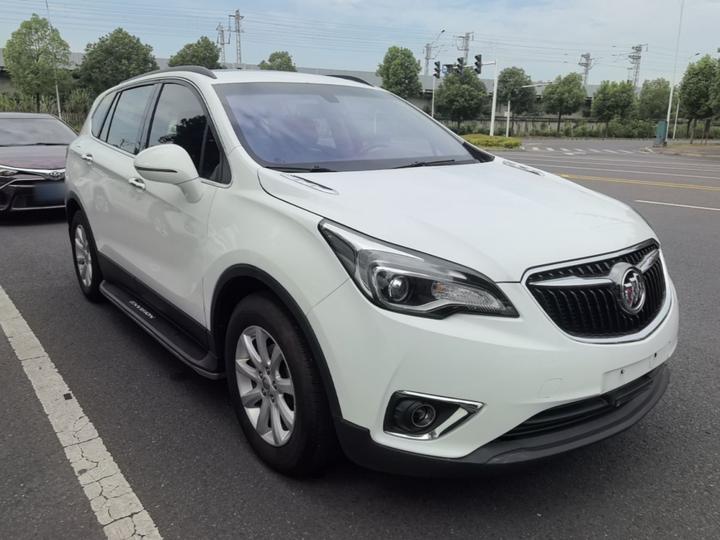 Envision 2018 20T RWD Leading photo 3