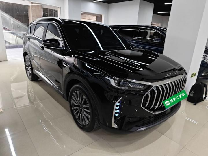 X70 PLUS 2025 Champion 1.5T DCTPRO 5-Seater photo 3