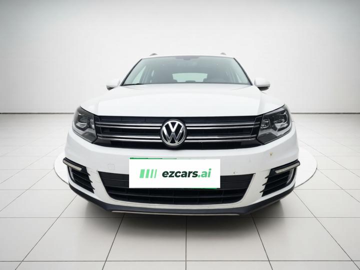Tiguan 2015 1.8TSI AT RWD Luxury photo 2