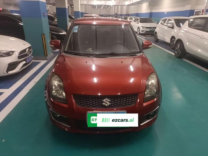 Swift 2014 1.5L MT Fashion photo 2