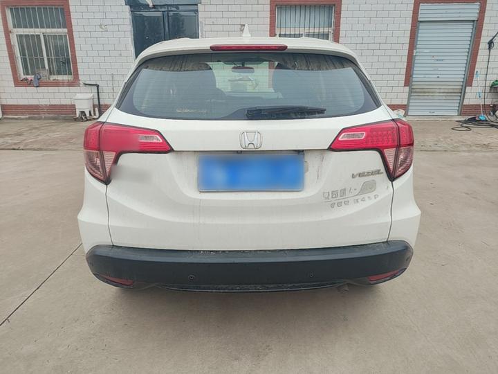Vezel 2017 1.5L CVT RWD Comfort photo 5