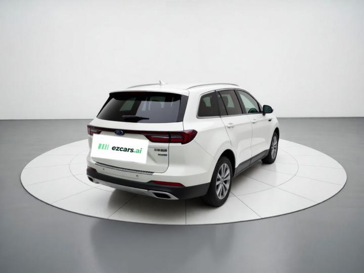 Equator 2021 EcoBoost 225 7-Seater photo 5