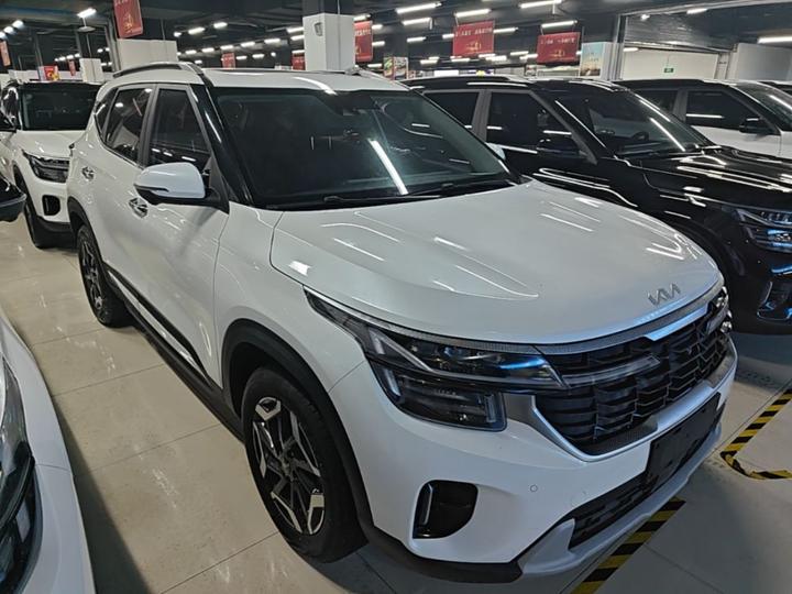 Seltos 2023 1.5L CVT Premium photo 3