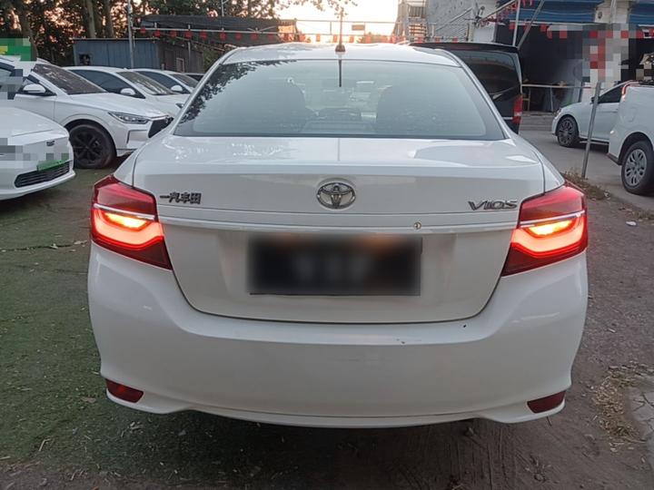 Vios 2021 1.5L CVT photo 5