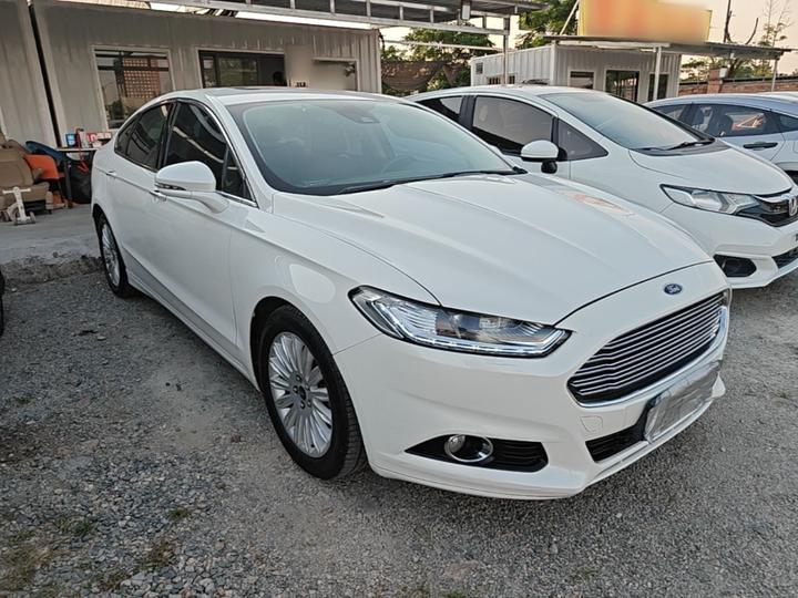 Mondeo 2013 2.0L GTDi200 Fashion photo 3