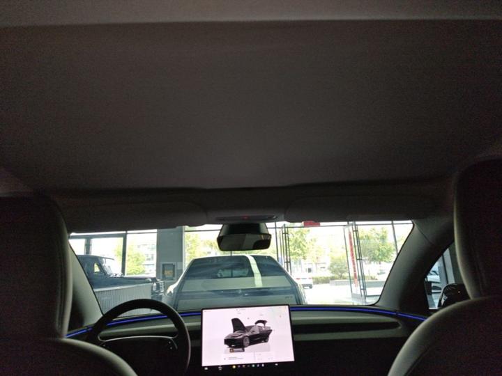 Model 3 2026 RWD photo 7