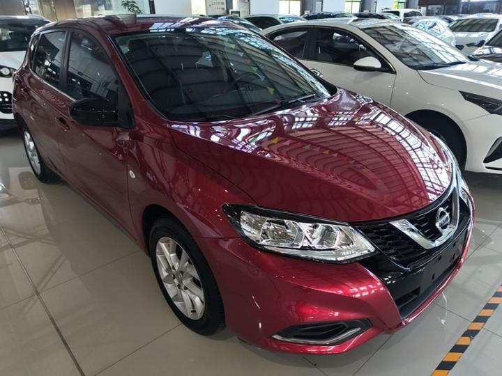 Tiida 2021 1.6L CVT photo 3