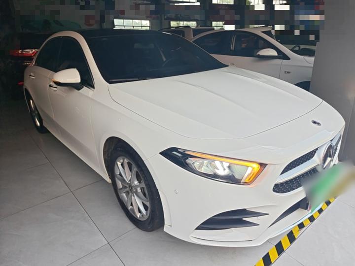 A-Class 2022 Facelift A 200 L Sport Dynamic photo 3