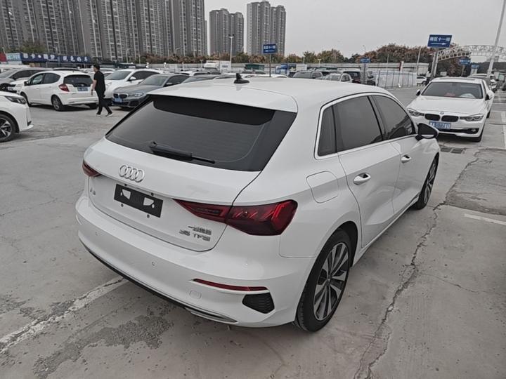 A3 2021 Sportback 35 TFSI Progressive photo 4
