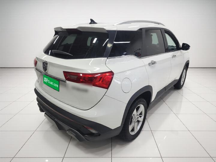 530 2019 1.5T MT Luxury 7-Seater China V photo 6