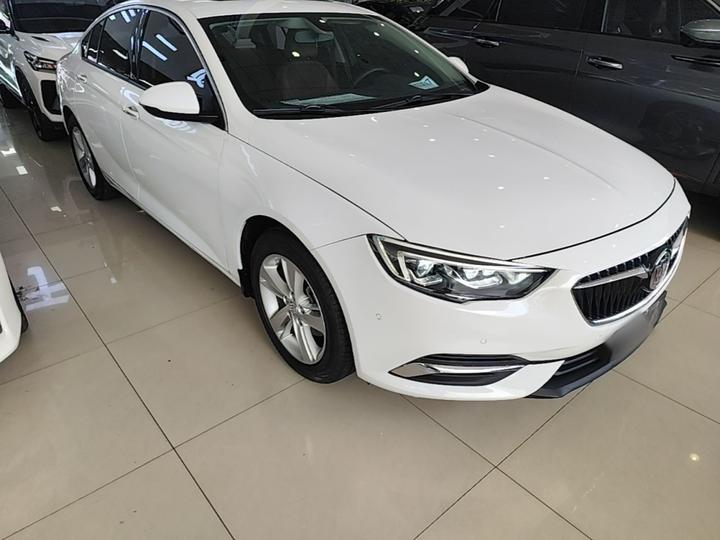 Regal 2019 20T Luxury China VI photo 3