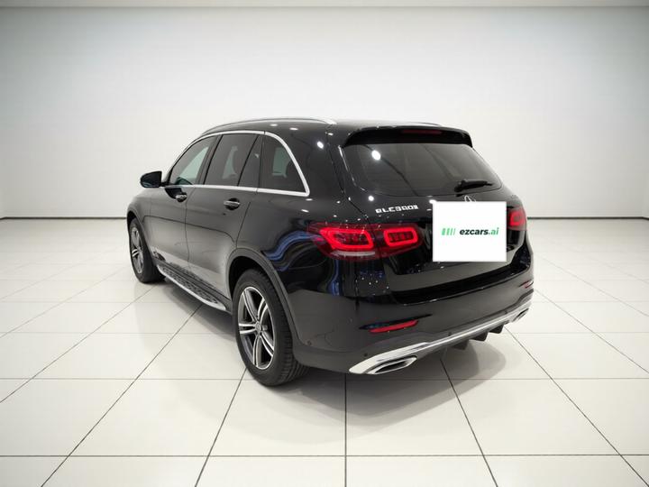 GLC 2020 GLC 260 L 4MATIC Luxury photo 4