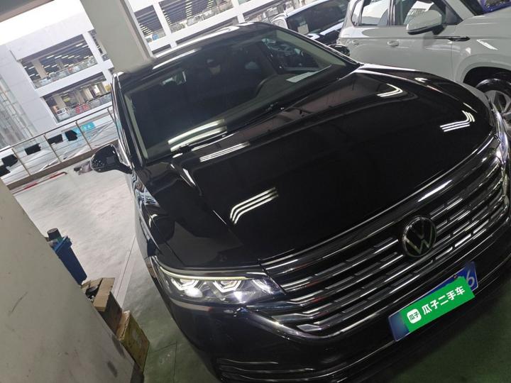 Viloran 2020 380TSI Premium photo 3