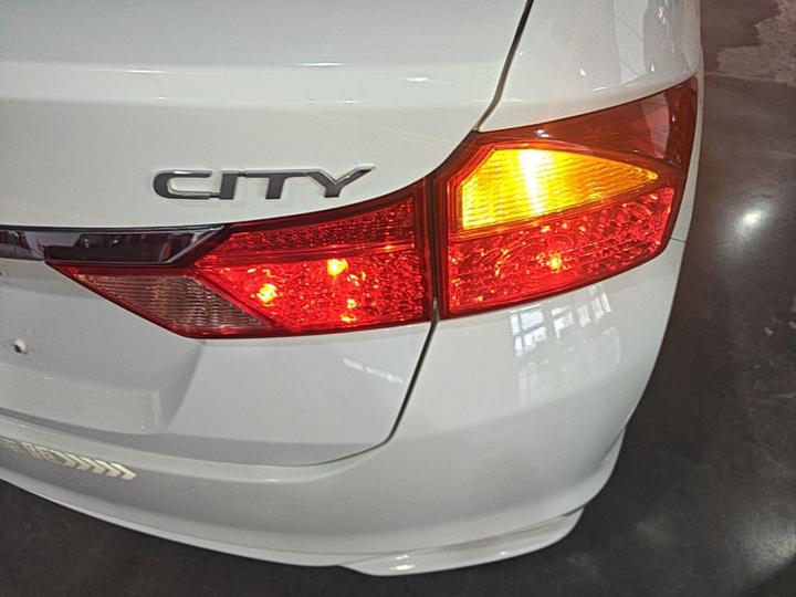 2017 1.5L CVT Comfort photo 7
