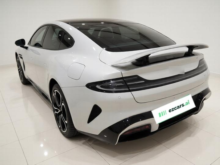 Xiaomi SU7 2024 RWD Extended Range High-end ADAS Pro photo 4