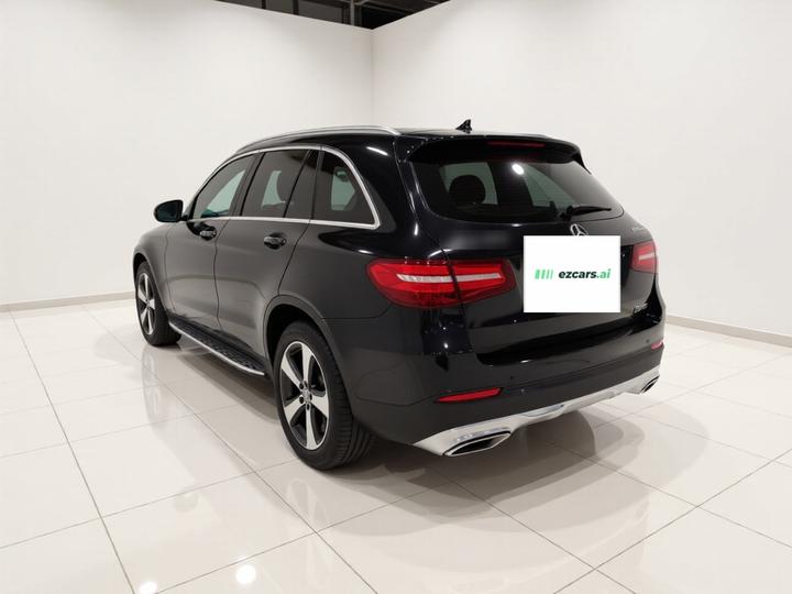 GLC 2016 GLC 260 4MATIC Luxury photo 4