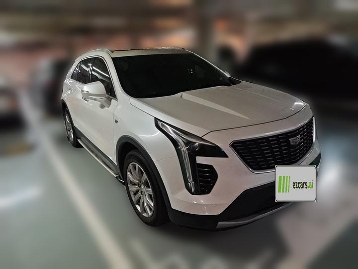 XT4 2018 28T RWD Leading photo 3