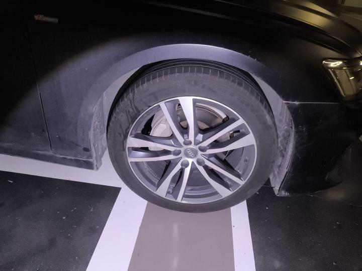 A6L 2021 40 TFSI Luxury Dynamic photo 8
