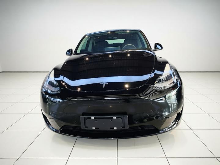 Model Y 2022 RWD photo 2