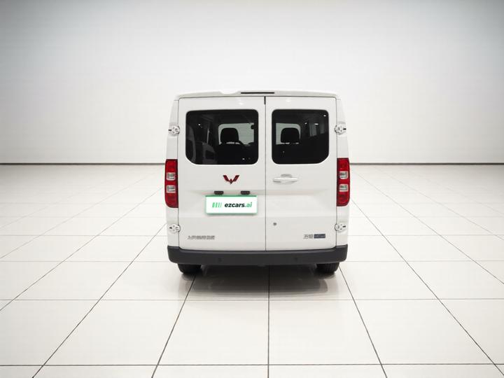 Wuling 2024 300km Comfort Bus 75kW photo 5