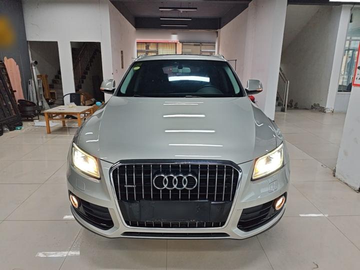Q5 2016 40 TFSI Tech photo 2