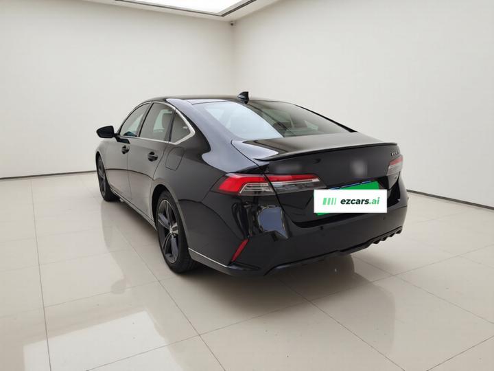 2025 260TURBO Elegant photo 4