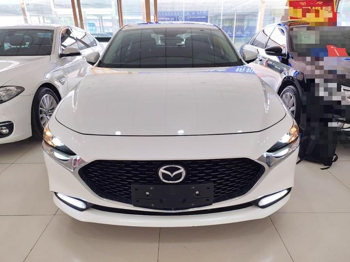 3 Axela 2021 2.0L AT photo 2