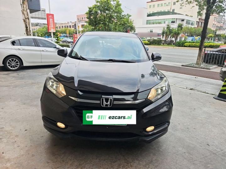 Vezel 2017 1.8L CVT RWD Pioneer photo 2