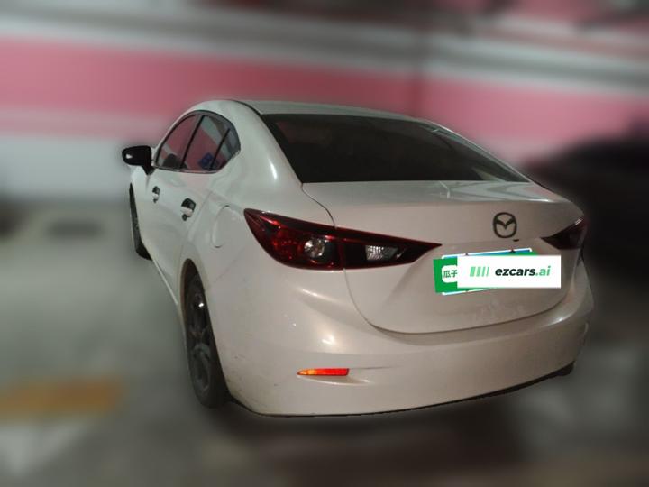 3 Axela 2016 Sedan 1.5L AT Comfort photo 4