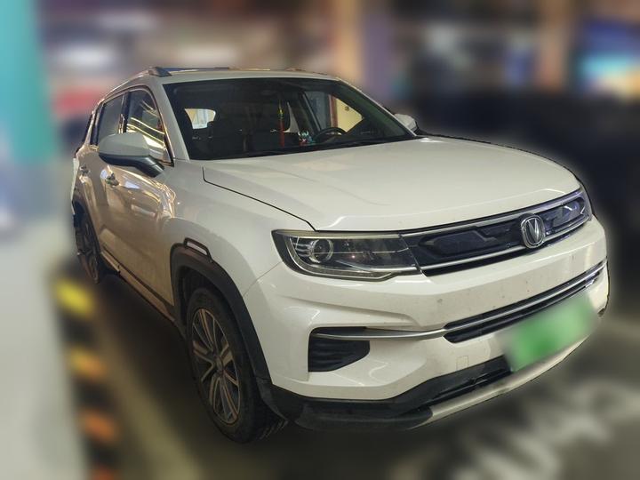 CS35PLUS 2019 1.6L AT photo 3