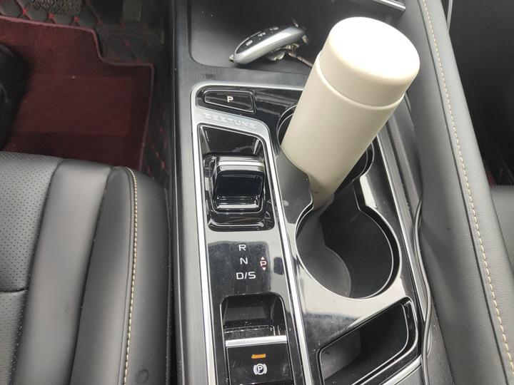 Bestune B70 2024 1.5T photo 6