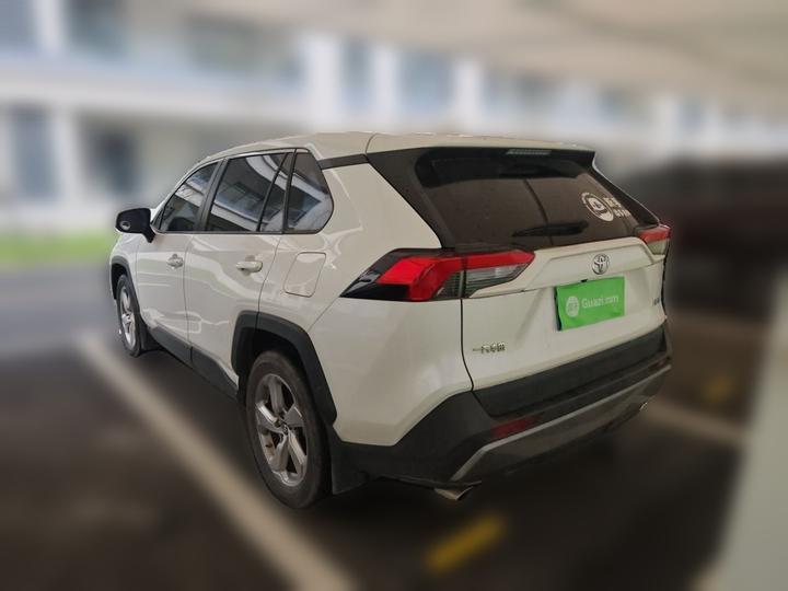 RAV4 2020 2.0L CVT RWD photo 4