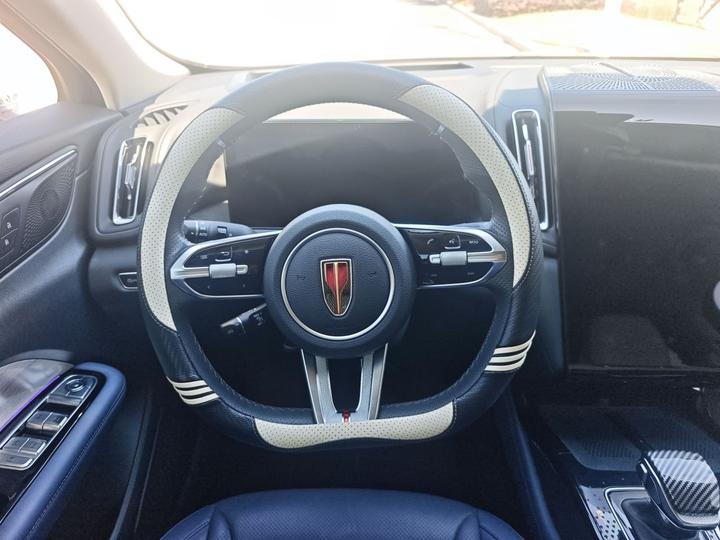 HS3 2023 2.0T AWD photo 3