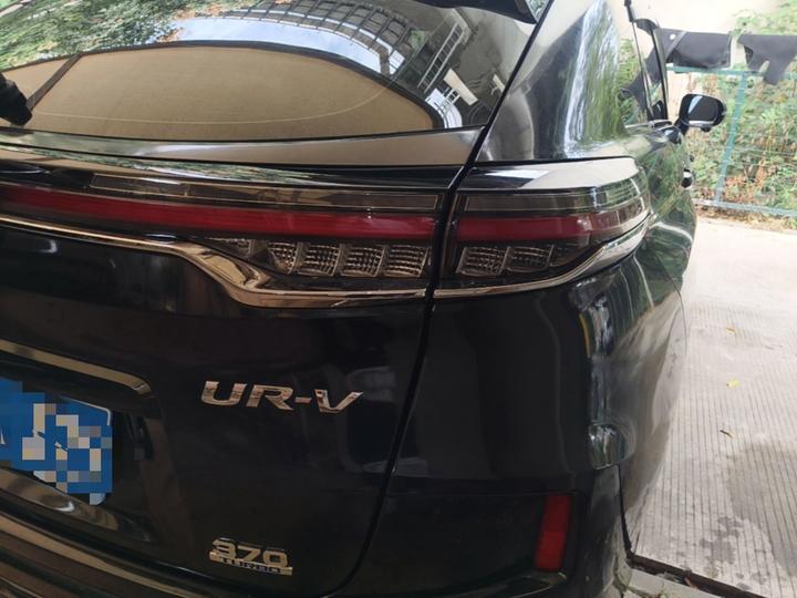 UR-V 2020 370TURBO RWD photo 7