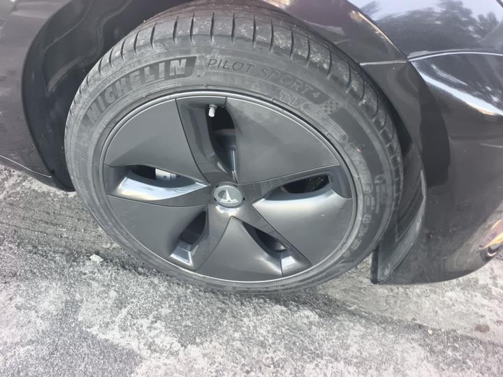 Model 3 2020 Facelift Standard Range RWD Upgraded photo 8
