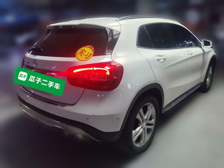 GLA 2016 GLA 200 Dynamic photo 6