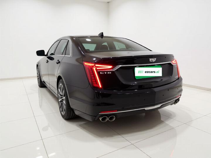 CT6 2022 28T Premium photo 4