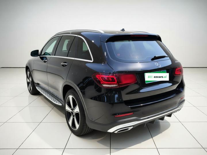 GLC 2022 Facelift GLC 300 L 4MATIC Dynamic Edition photo 4