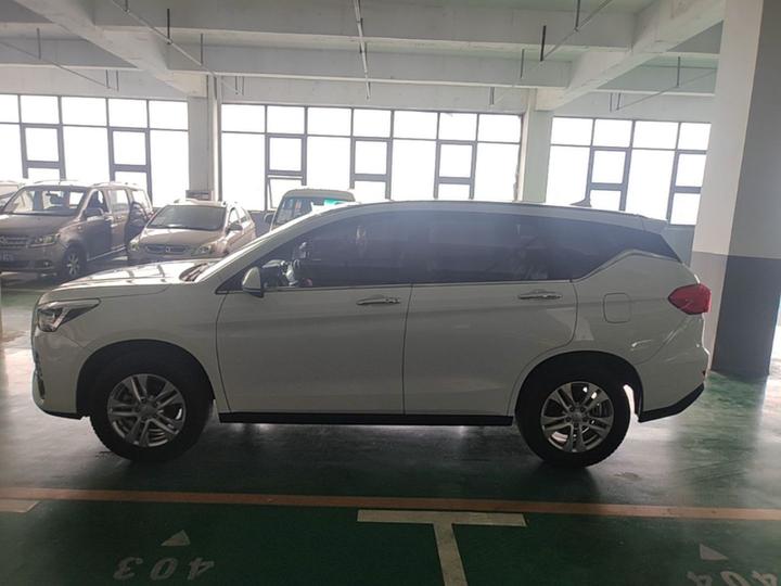 M6 2019 1.5T DCT RWD Value China VI photo 4