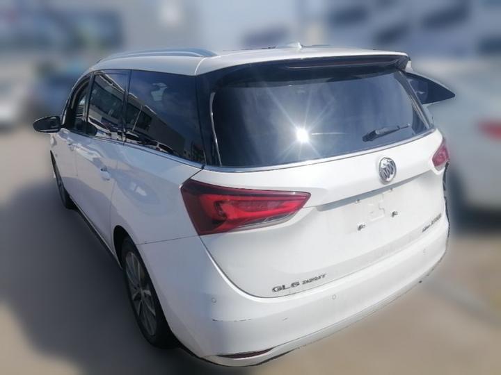 GL6 2021 323T Mild Hybrid Luxury photo 4