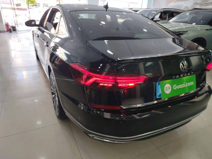 Passat 2021 330TSI Luxury photo 4