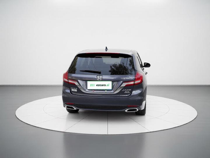 Jade 2017 210TURBO CVT 5-Seater photo 3