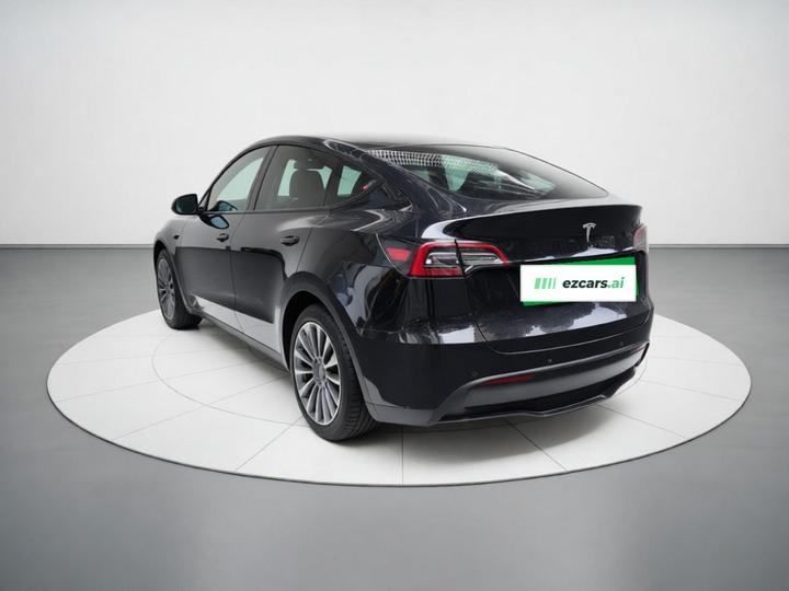 Model Y 2021 Long Range AWD photo 4