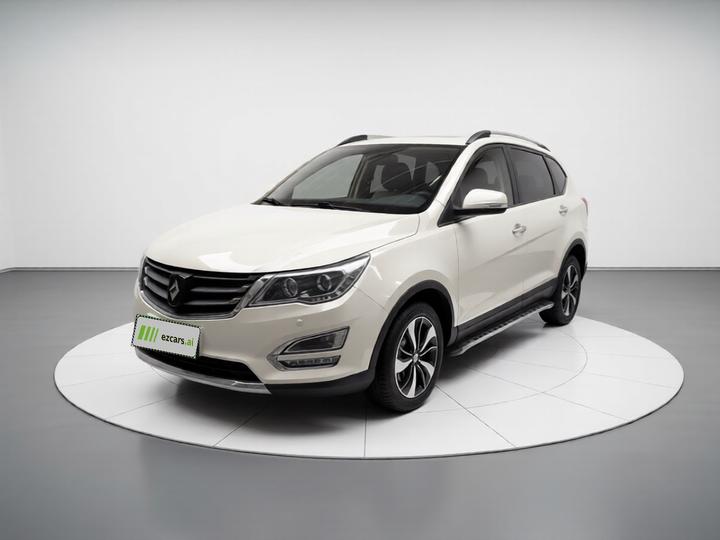 560 2015 1.8L MT Luxury