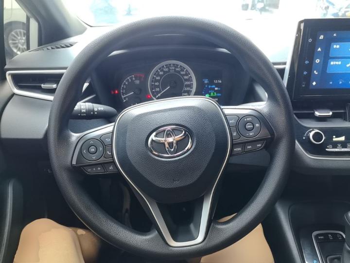 Levin 2021 185T CVT Luxury photo 2