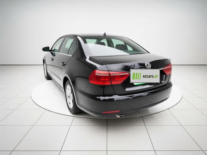 Lavida 2013 Facelift Classic 1.6L MT photo 4