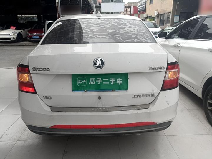 Rapid 2018 1.6L MT Comfort photo 5