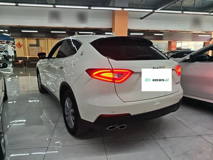 Levante 2018 3.0T Classic photo 4