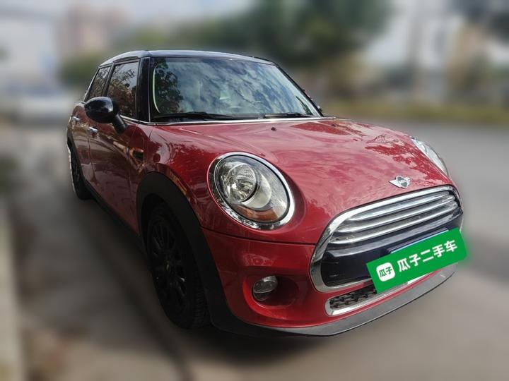 2016 1.5T COOPER 5-Door photo 3